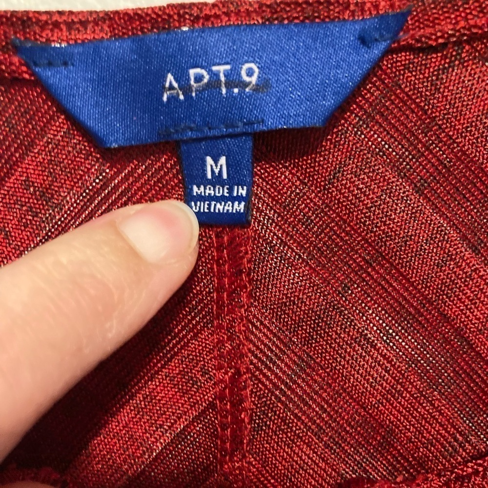 Apt. 9 red long sleeved women’s tunic blouse size medium - Picture 4 of 9